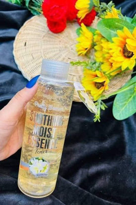 Picture of Moisturizing, cleansing and nourishing toner from Pretty Woman